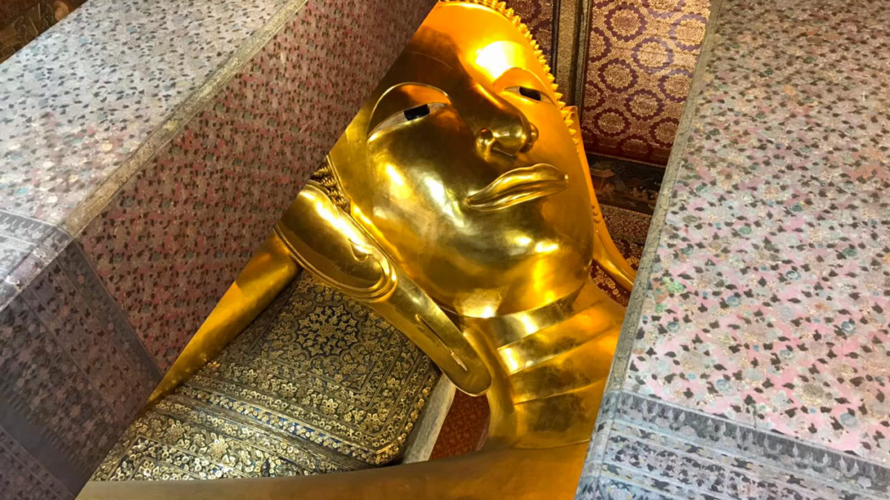 バンコクのワットポー寝釈迦像2